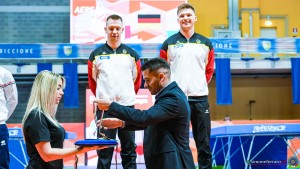 podium sfe06029 copia simone ferraro ph copia